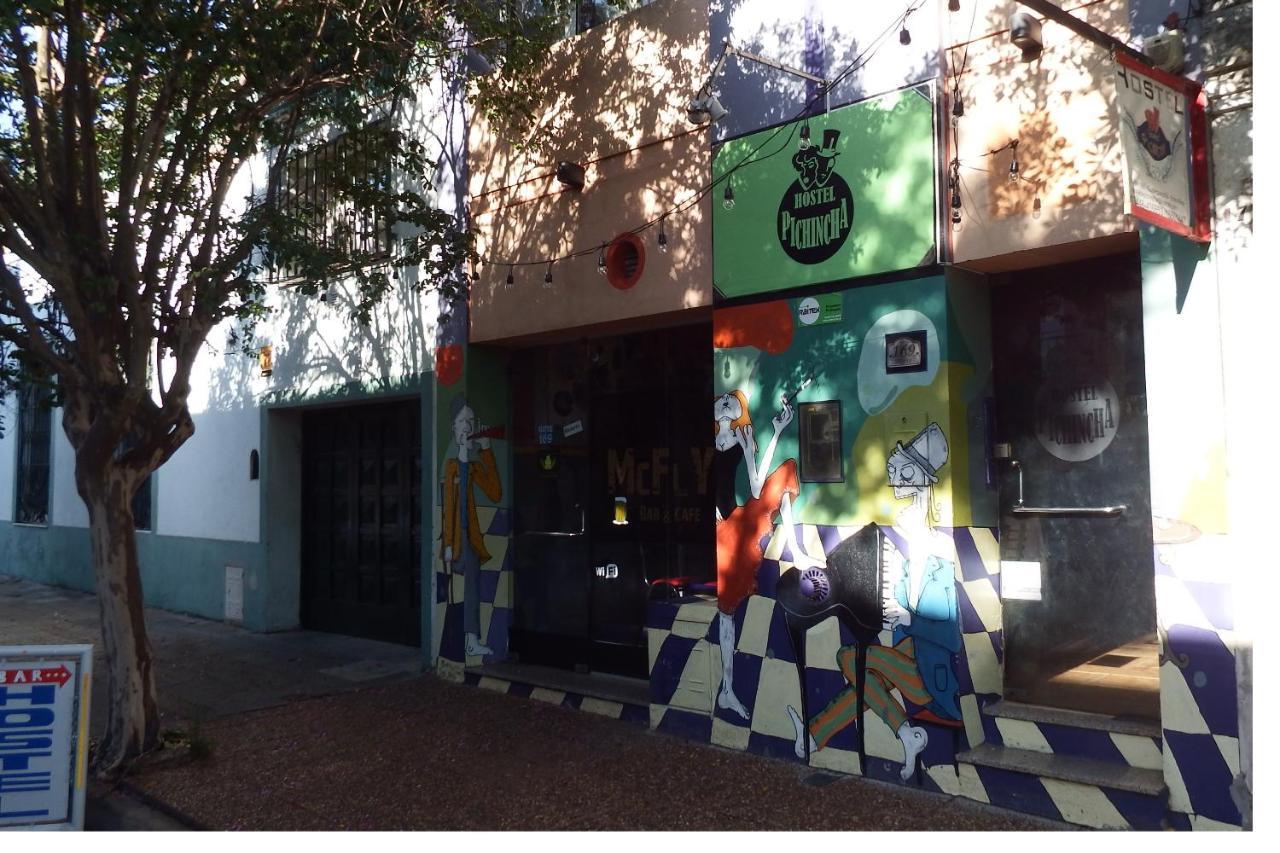 Hostel De Pichincha Gualeguaychu Exterior photo