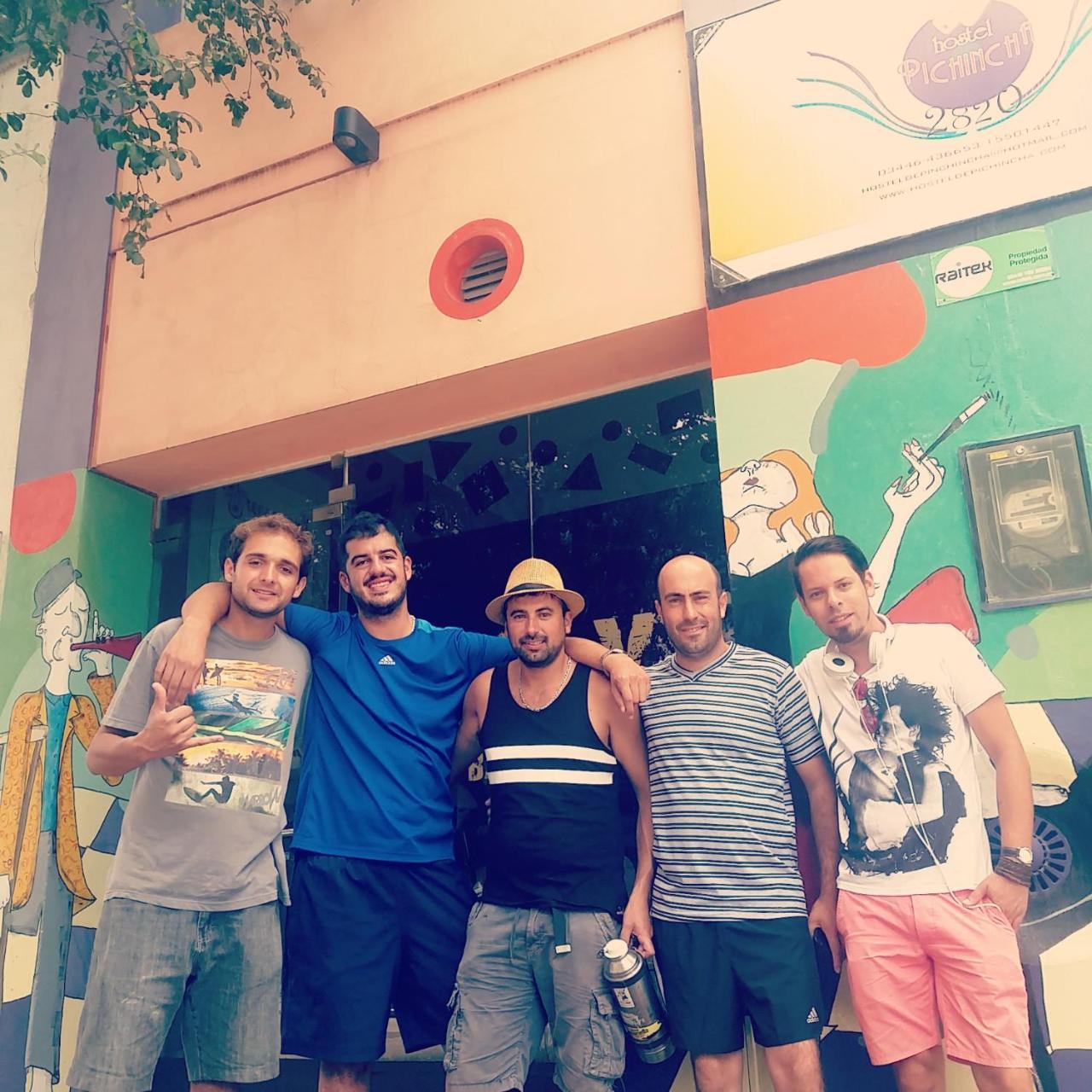 Hostel De Pichincha Gualeguaychu Exterior photo